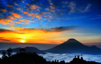 golden sunrise sikunir