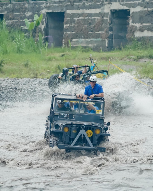 jeep lava tour kalikuning