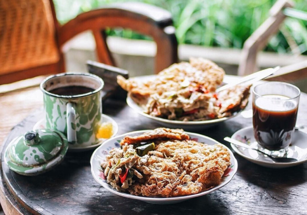 cangkir kopi