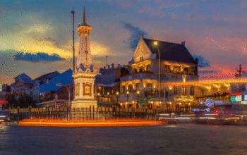 tugu jogja indonesia